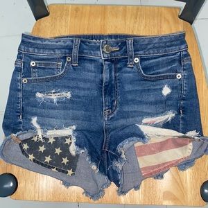 American Eagle Outfitters Hi-Rise Shortie(Ne(x)t Level Stretch X)Short Check pic